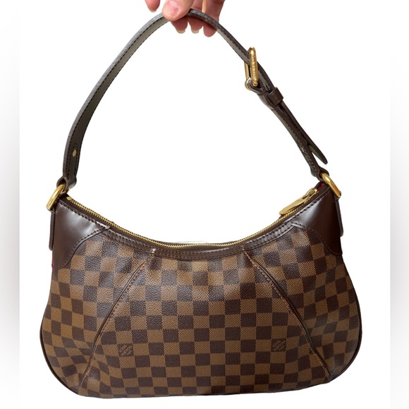 Authentic Louis Vuitton Thames MM in Damier Ebene - Picture 3 of 16